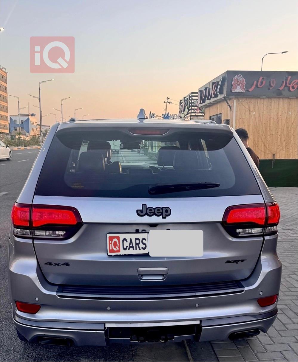 جيب جراند شيروكي